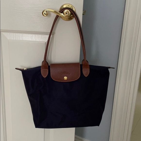 longchamp classic tote